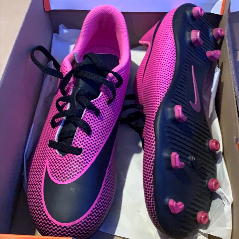 Nike 6youth cleats brand new